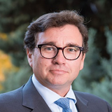 Dr. Gonzalo Stampa Casas - España